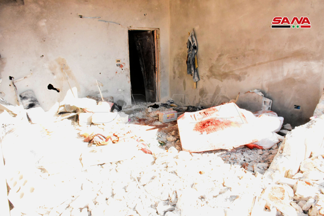 دام برس : دام برس | استشهاد أسرة من أب وأم وطفلين وجرح أربعة مدنيين آخرين وتدمير عدة منازل جراء العدوان الإسرائيلي في محيط حماة