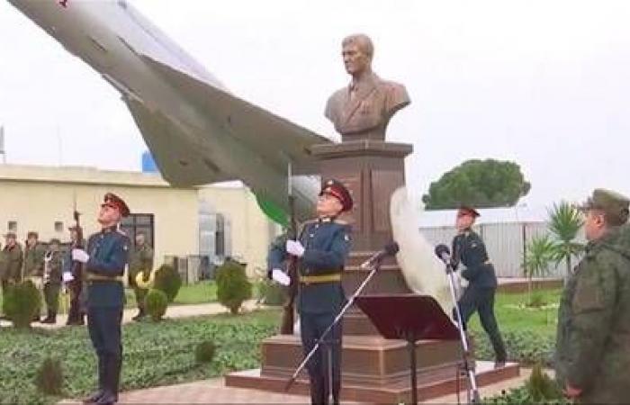 دام برس : دام برس | إزاحة الستار عن تمثال طيار روسي بطل في قاعدة حميميم