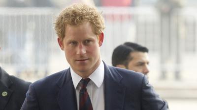 دام برس : دام برس | موكب الأمير هاري يتعرض لحادث سير وسط لندن