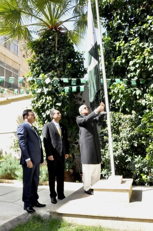 دام برس : دام برس | العلم الباكستاني يرفرف في دمشق بالذكرى الــ 76 لعيد استقلال باكستان