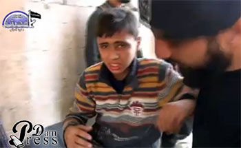 دام برس : من إنجازات الثورة: ضبط فروج مهرب في حلب مع طفل !