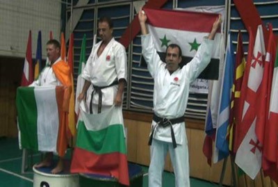 دام برس : السوري أسامة عزام يحرز المركز الثالث في بطولة العالم للكاراتيه