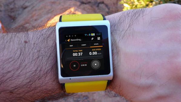 دام برس : A.I Watch ساعة ذكية بوظائف الهواتف