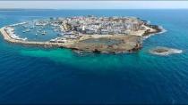 معلمو طرطوس في جزيرة أرواد بلا تدريس بسبب إضراب سائقي 